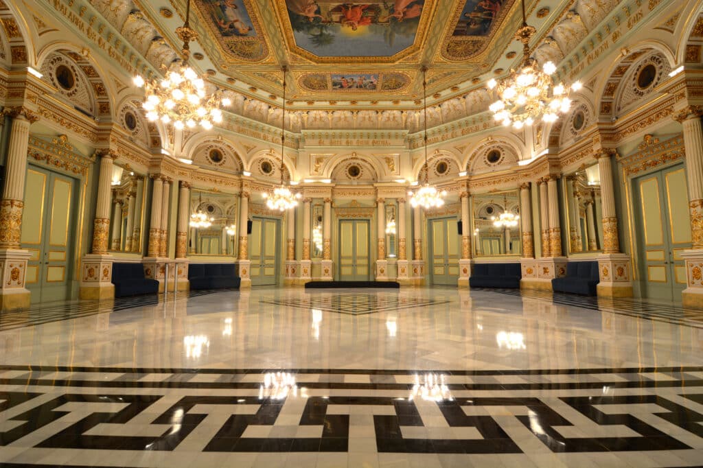 Artmaks Kulturreisen Barcelona Teatre del Liceu foyer