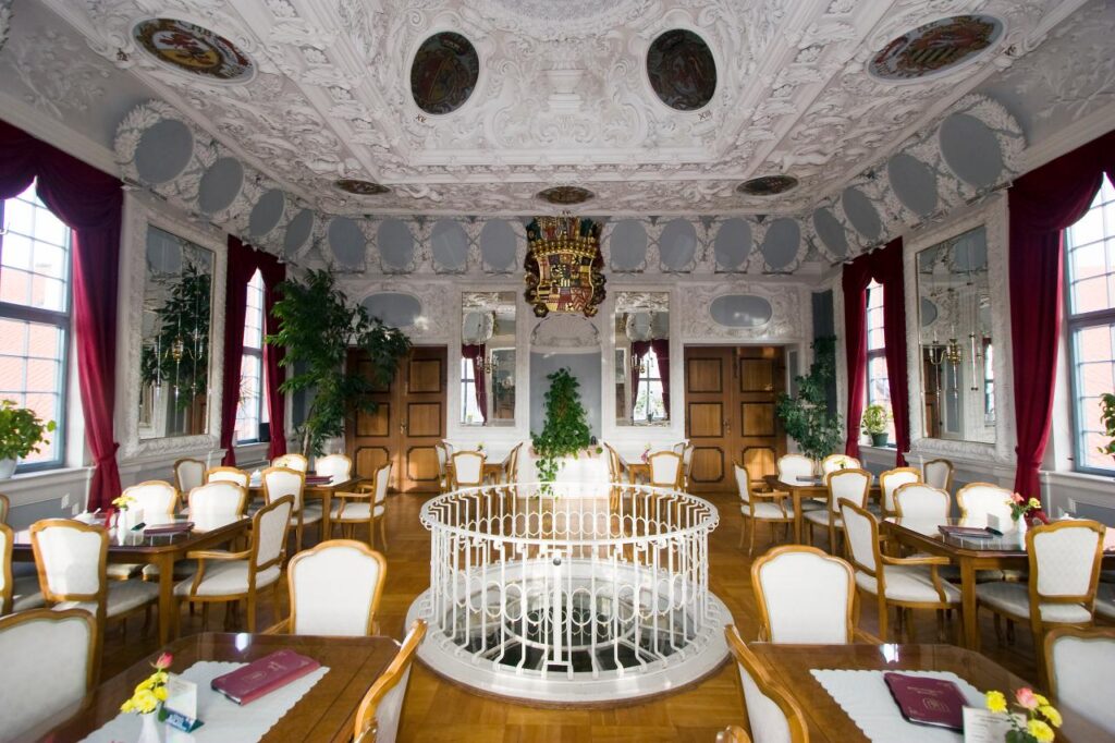 Turmcafé im Hessensaal Schloss Elisabethenburg
