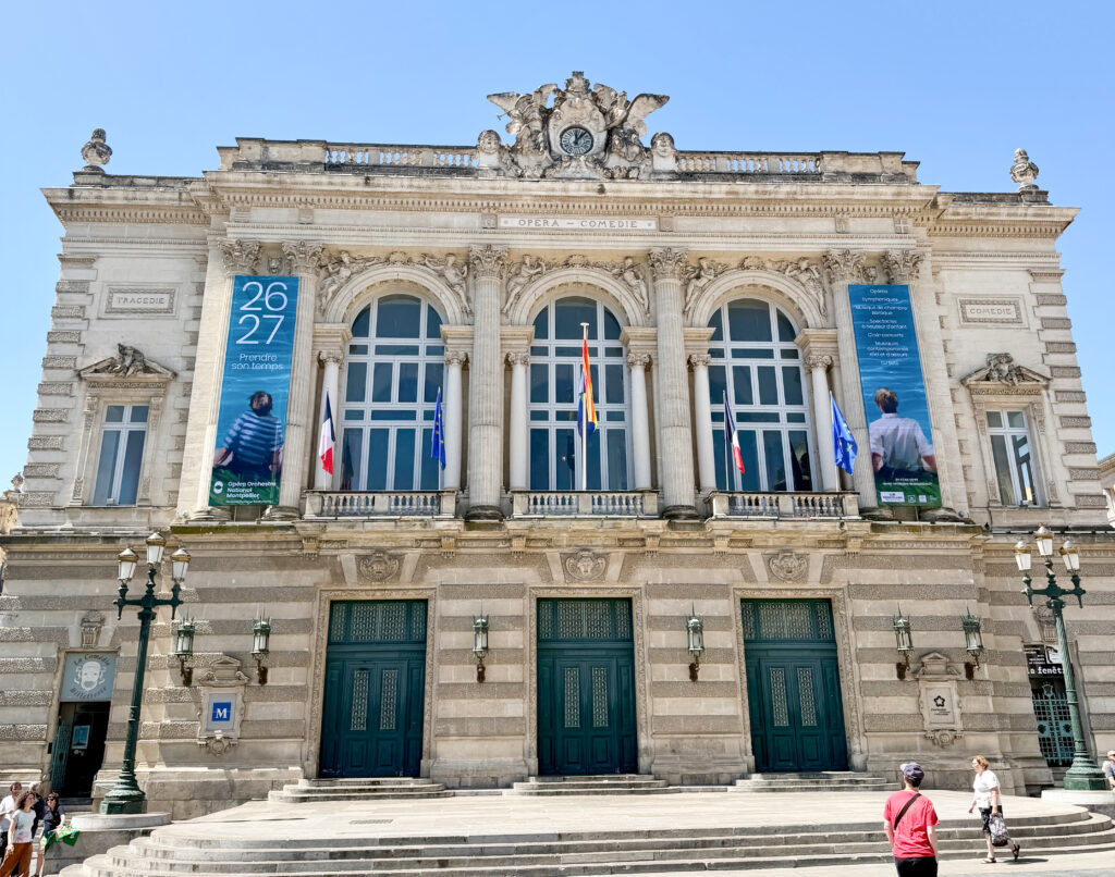 façade opera comedie